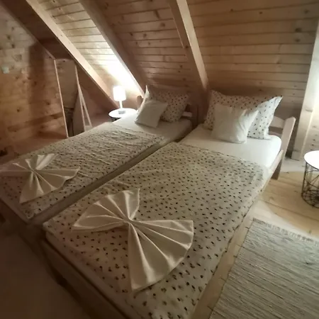 בית נופש Brvnara N&n לקטסי